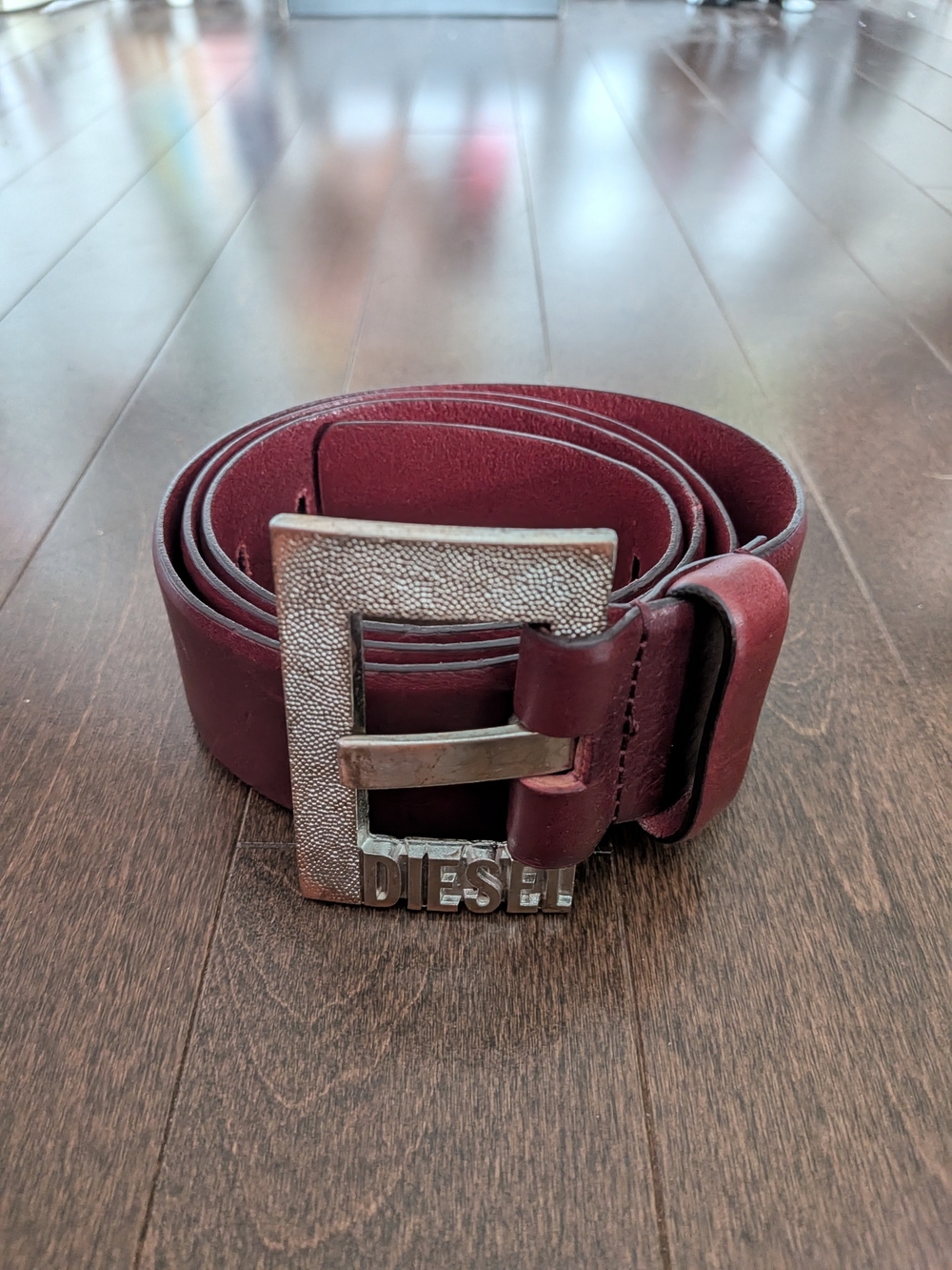Diesel Men's Maroon Leather Belt with Silver Logo Buckle